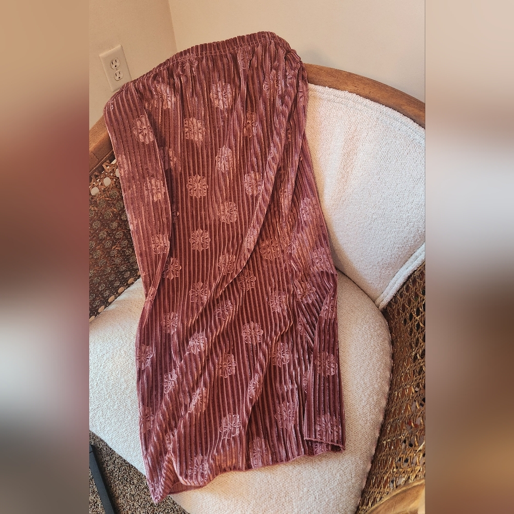 Urban Outfitters Mauve Textured Skirt